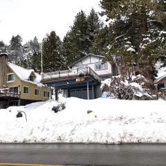 Eads by the Lake- Lake views with pool table