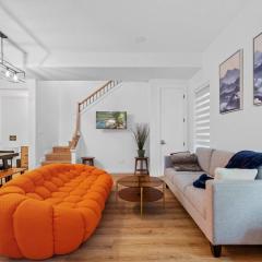 Luxurious Large 3 Bedroom Loft Saskatchewan Drive