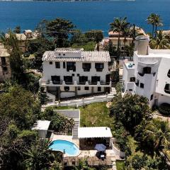 Casa com Vista para a Praia e Área Gourmet