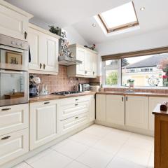 4 bed private semi-detached,