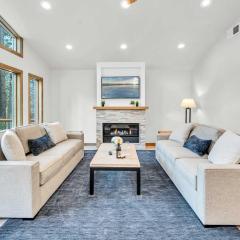 Tahoe City Retreat - Creekside Deck & Hot Tub