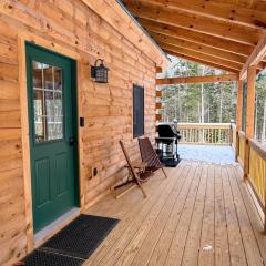2S New log cabin in Bethlehem - privacy, firepit, great location!