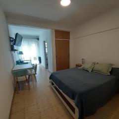 CÓMODO MONOAMBIENTE ZONA ALDREY