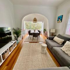 Dolphin Sands - flat barefoot walk to Coogee Beach