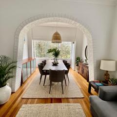 Dolphin Sands - flat barefoot walk to Coogee Beach