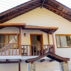 House with private pool in Balcones del Sumapaz
