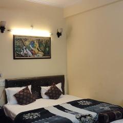 DS Residency Varanasi-Near Temple n Ghat-Parking