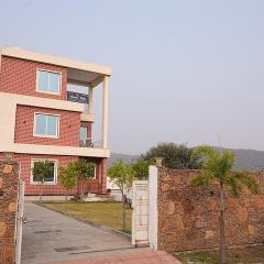Amaira Villa