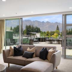 THE SHOTOVER Central Queenstown Luxury