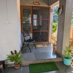 Gokul Kuteer-Full G floor 1 BHK in KasturiNagar