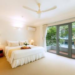 Downtown Retro Serviced Apartment