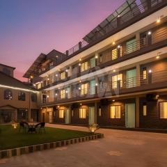 StayVista at The Vara House with AC & Board Games