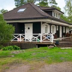 3 Bedroom Stunning Home In Norrtälje