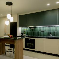 Mavili Urban Elegance