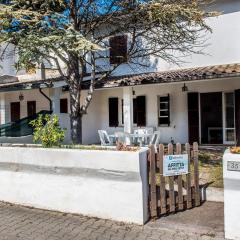 Trilocale con giardino vicino al mare