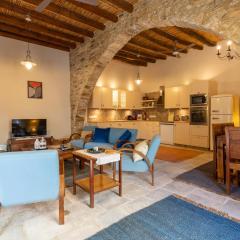 Villa Monti Cozy Yard & BBQ Perfect for Families & Friends