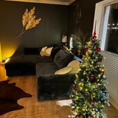 Reigi Holiday Home, Hiiumaa with Nordic HotTub & Sauna