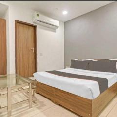 Hotel OThe Signature Stay Guest House