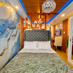 J&J Havenstay Ananda Square