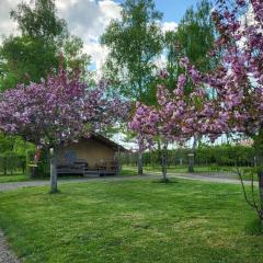 Camping, hébergement insolite proche de Vulcania