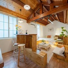 Shanghai Hills&XING 274AB Family Homestay Tianzifang Old House Apartments