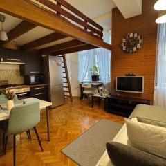 Comfort Place Brno, Hybesova