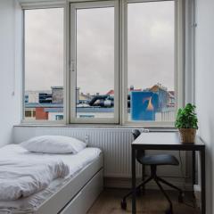 Studio Apartment with Kitchen Cozy Stay for Two