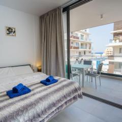 Hubstay - Seaview Suite 49 in Mackenzy Larnaca