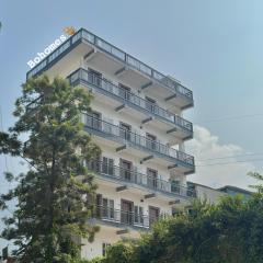 The BoHomes- Mountain view, Sun Facing Rooms with Kitchen located in Upper Tapovan