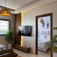 Cozy & Chill à 30min terrain de foot Netflix, AC pool & beach 2 min,