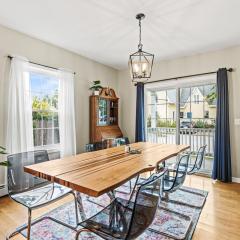 Designer home sleeps 10 winter water views