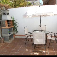 Refugio tranquilo cerca de las piscinas