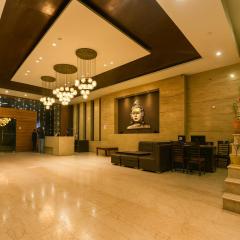 Tata Vista-Centrally Heated & Air Cooled # Near Mall Road # Big Parking # Lift # Spacious Rooms # Most Awarded # Property Of The Year # By Vaikunth #