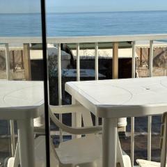 Bilocale vista mare a Marcelli