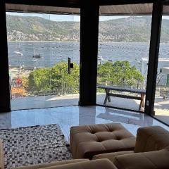 CASA FRÓES - Vista deslumbrante para a Praia de São Francisco