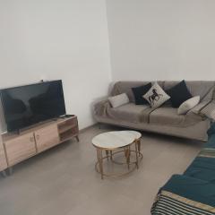 Studio en rez de jardin