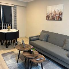 Modern apartment overlooking Parque de las Aguas