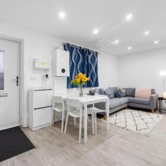 2 Bedroom house,BrownhillRd SE6