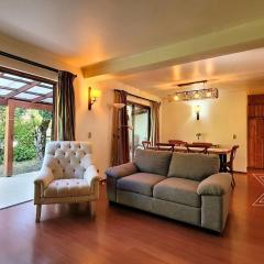 Amplia Casa Familiar en Condominio Privado