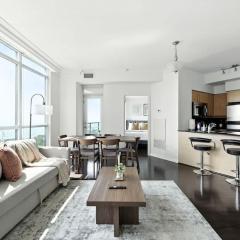 Bright 2BR Retreat by Fort York & Waterfront
