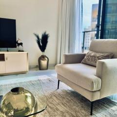 Luxurious 1BR Apartment with Private Beach