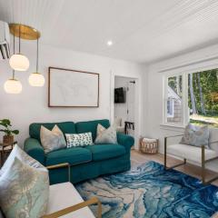 Adorable Updated Cottage Walk to Water