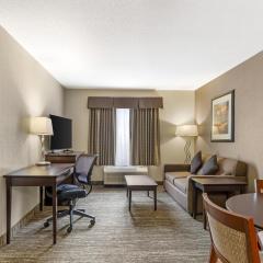 Best Western Plus Pembina Inn & Suites