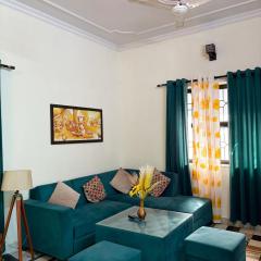 1Bhk homestay with beautiful Balcony