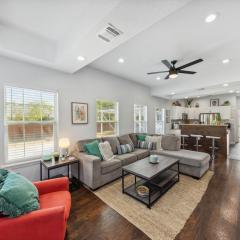 Walk to Alamodome! Stylish Home with Private Parking