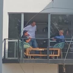 Descansa en la naturaleza con la comodidad de la ciudad