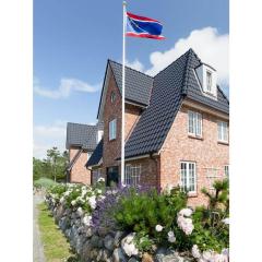 Holiday home with 4 bedrooms