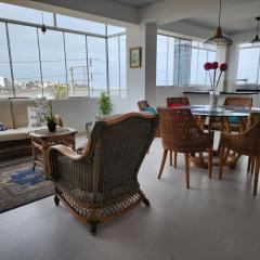 Longevid Apartment, Huanchaco An apartment with an ocean view rent for a nigth