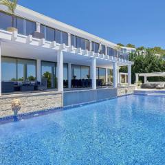 Villa in Ibiza with Private Pool and Beaches