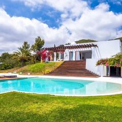 Villa in Ibiza with Infinity Pool and Sea Views